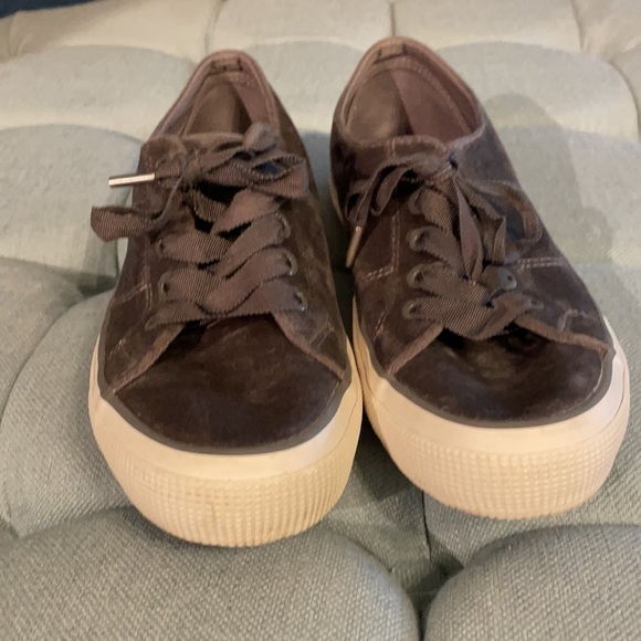 Lauren Ralph Lauren Velvet Sneaker - Picture 3 of 12